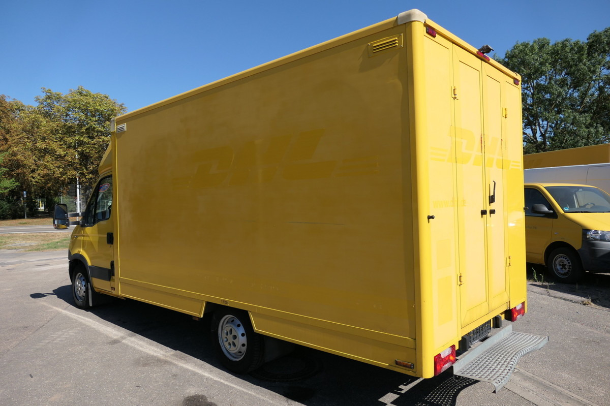 IVECO Daily 35 S11 C30C AUTOMATIK KAMERA Regale LUFT D - Carrinha de contentor: foto 4 IVECO Daily 35 S11 C30C AUTOMATIK KAMERA Regale LUFT D - Carrinha de contentor: foto 4