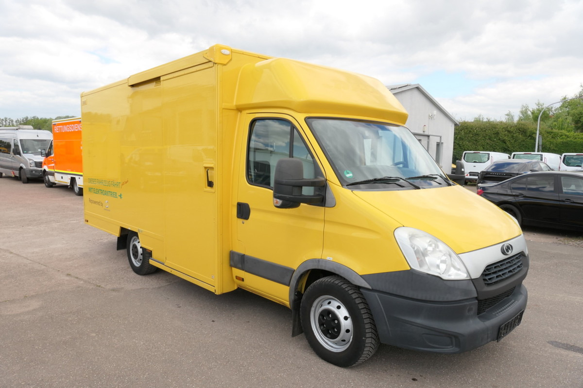 IVECO Daily 35 S11 C30C ELEKTRO COC Umbau Firma Orten - Carrinha de contentor, Carrinha elétrica: foto 2 IVECO Daily 35 S11 C30C ELEKTRO COC Umbau Firma Orten - Carrinha de contentor, Carrinha elétrica: foto 2