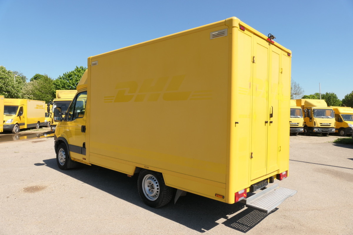 IVECO Daily 35 S11 KURZ C30C AUTOMATIK KAMERA Regale L - Carrinha de contentor: foto 4 IVECO Daily 35 S11 KURZ C30C AUTOMATIK KAMERA Regale L - Carrinha de contentor: foto 4
