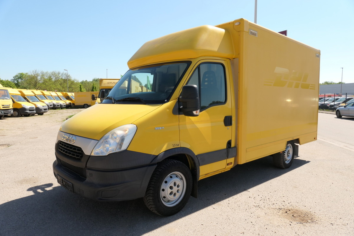 IVECO Daily 35 S11 KURZ C30C AUTOMATIK KAMERA Regale L - Carrinha de contentor: foto 1 IVECO Daily 35 S11 KURZ C30C AUTOMATIK KAMERA Regale L - Carrinha de contentor: foto 1