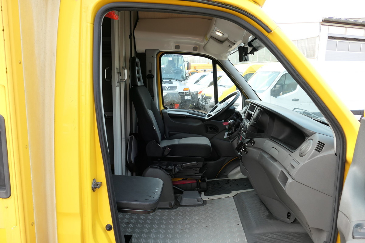 IVECO Daily 50C15 COC - Carrinha de contentor: foto 5 IVECO Daily 50C15 COC - Carrinha de contentor: foto 5