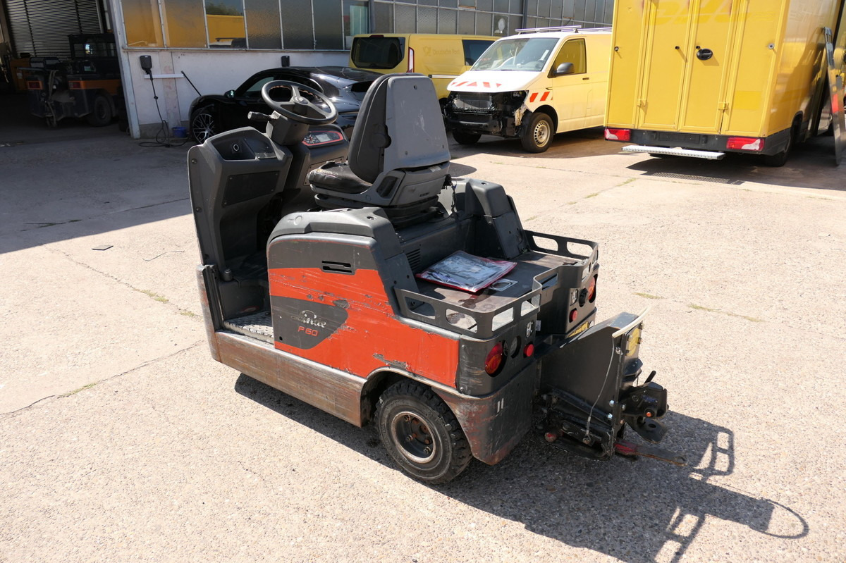LINDE P 60 Z Schlepper Batterie 16/2019 3-Rad - Trator elétrics: foto 4 LINDE P 60 Z Schlepper Batterie 16/2019 3-Rad - Trator elétrics: foto 4