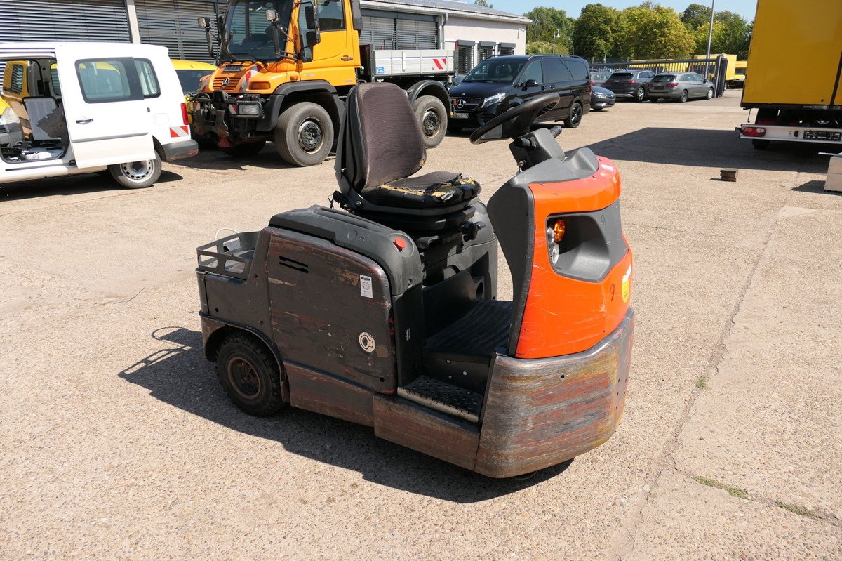 LINDE P 60 Z Schlepper Batterie 16/2019 3-Rad - Trator elétrics: foto 2 LINDE P 60 Z Schlepper Batterie 16/2019 3-Rad - Trator elétrics: foto 2