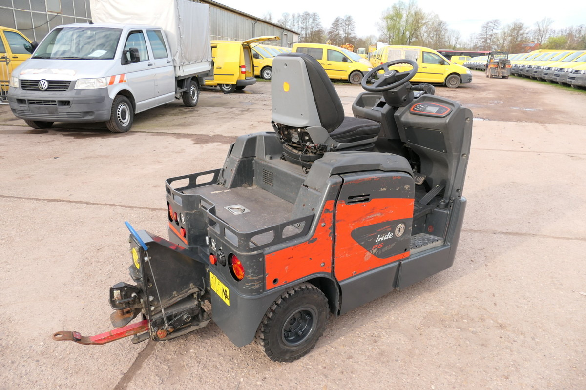 LINDE P 60 Z Schlepper Batterie 22/2019 3-Rad - Trator elétrics: foto 3 LINDE P 60 Z Schlepper Batterie 22/2019 3-Rad - Trator elétrics: foto 3