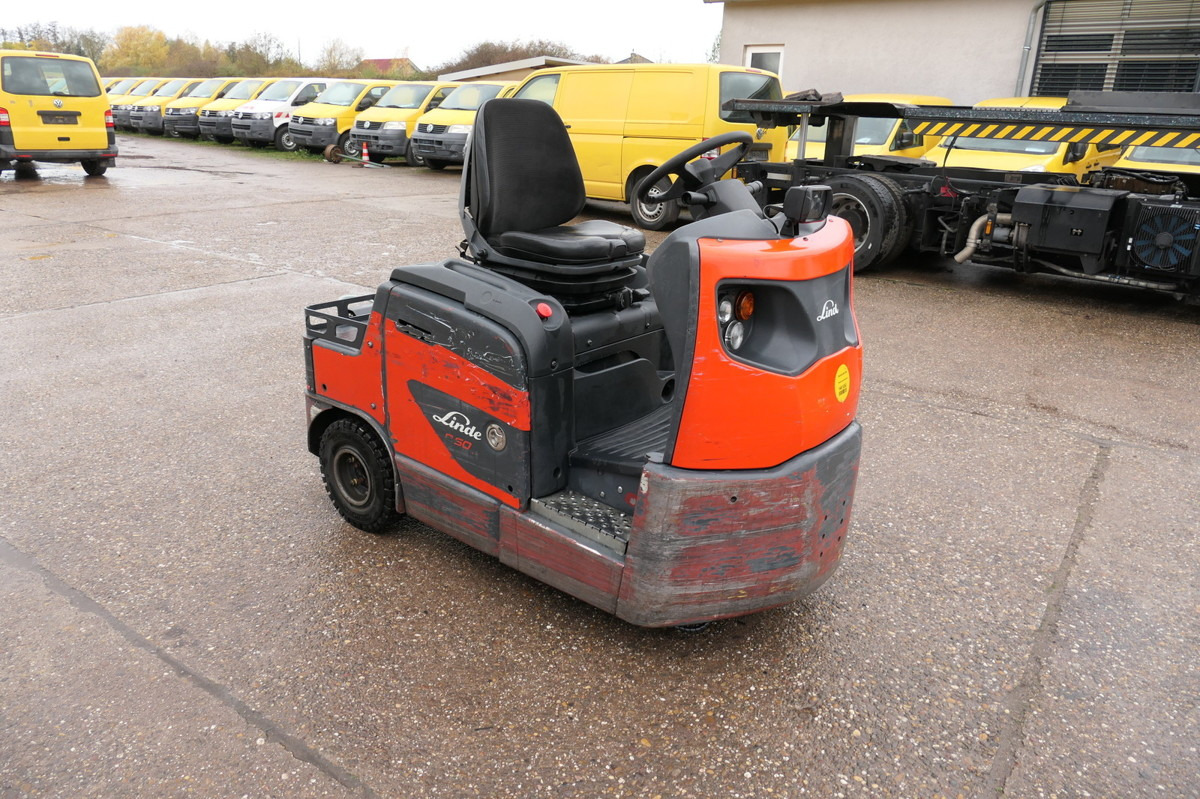 LINDE P 60 Z Schlepper Batterie 40/2020 3-Rad - Trator elétrics: foto 1 LINDE P 60 Z Schlepper Batterie 40/2020 3-Rad - Trator elétrics: foto 1