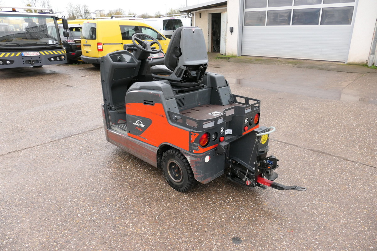 LINDE P 60 Z Schlepper Batterie 40/2020 3-Rad - Trator elétrics: foto 3 LINDE P 60 Z Schlepper Batterie 40/2020 3-Rad - Trator elétrics: foto 3