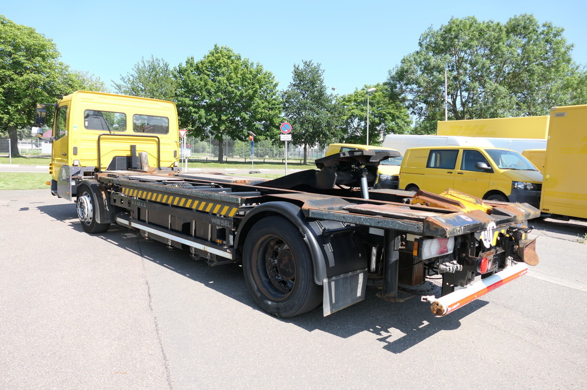 MERCEDES-BENZ KAMAG WBH 25 Wiesel Sattelkupplung Umsetzfahrz. - Camião transportador de contêineres/ Caixa móvel: foto 5 MERCEDES-BENZ KAMAG WBH 25 Wiesel Sattelkupplung Umsetzfahrz. - Camião transportador de contêineres/ Caixa móvel: foto 5