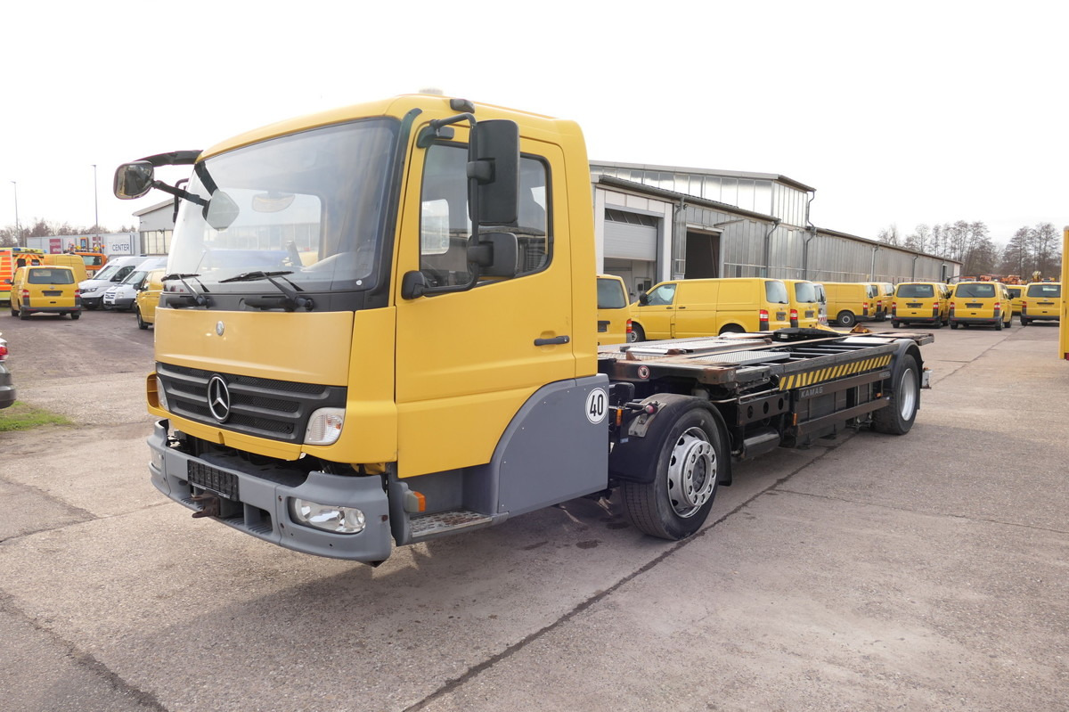 MERCEDES-BENZ KAMAG WBH 25 Wiesel Terberg Umsetzfahrz. Sattelk - Camião transportador de contêineres/ Caixa móvel: foto 5 MERCEDES-BENZ KAMAG WBH 25 Wiesel Terberg Umsetzfahrz. Sattelk - Camião transportador de contêineres/ Caixa móvel: foto 5