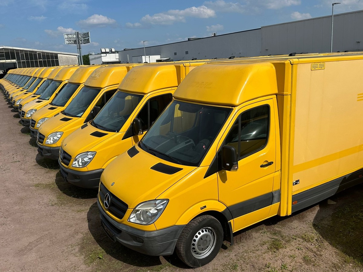 MERCEDES-BENZ SPRINTER 310 CDI MAXI EURO-5 KOFFER DURCHGANG RE - Carrinha de contentor: foto 1 MERCEDES-BENZ SPRINTER 310 CDI MAXI EURO-5 KOFFER DURCHGANG RE - Carrinha de contentor: foto 1
