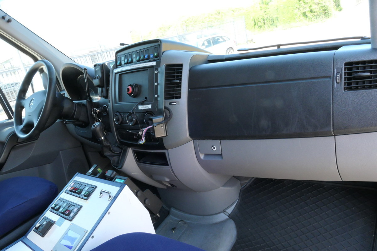 Ambulância MERCEDES-BENZ Sprinter 519 CDI Klima Krankenwagen: foto 12