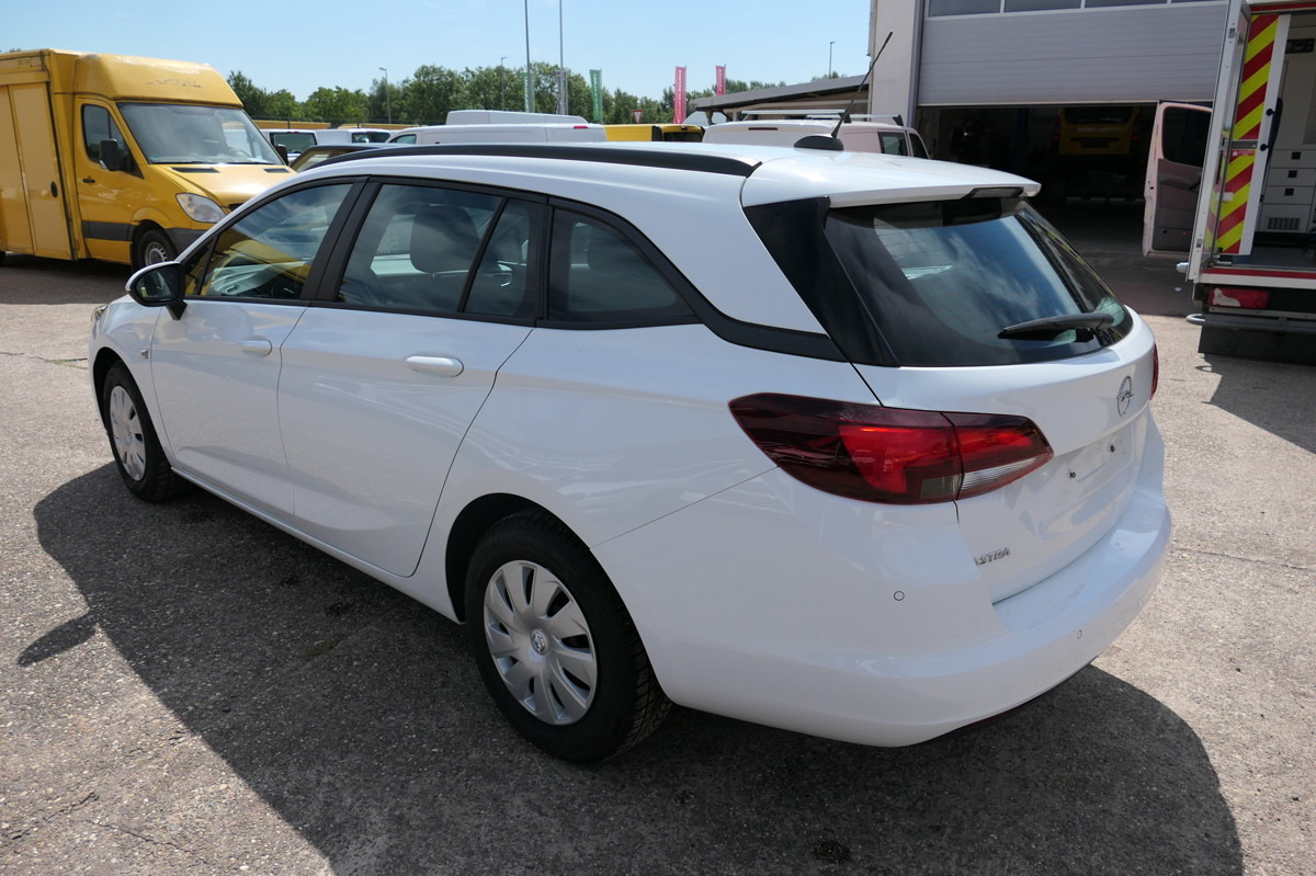 OPEL Astra Sports Tourer 1.5 CDTI KLIMA - Automóvel: foto 4 OPEL Astra Sports Tourer 1.5 CDTI KLIMA - Automóvel: foto 4