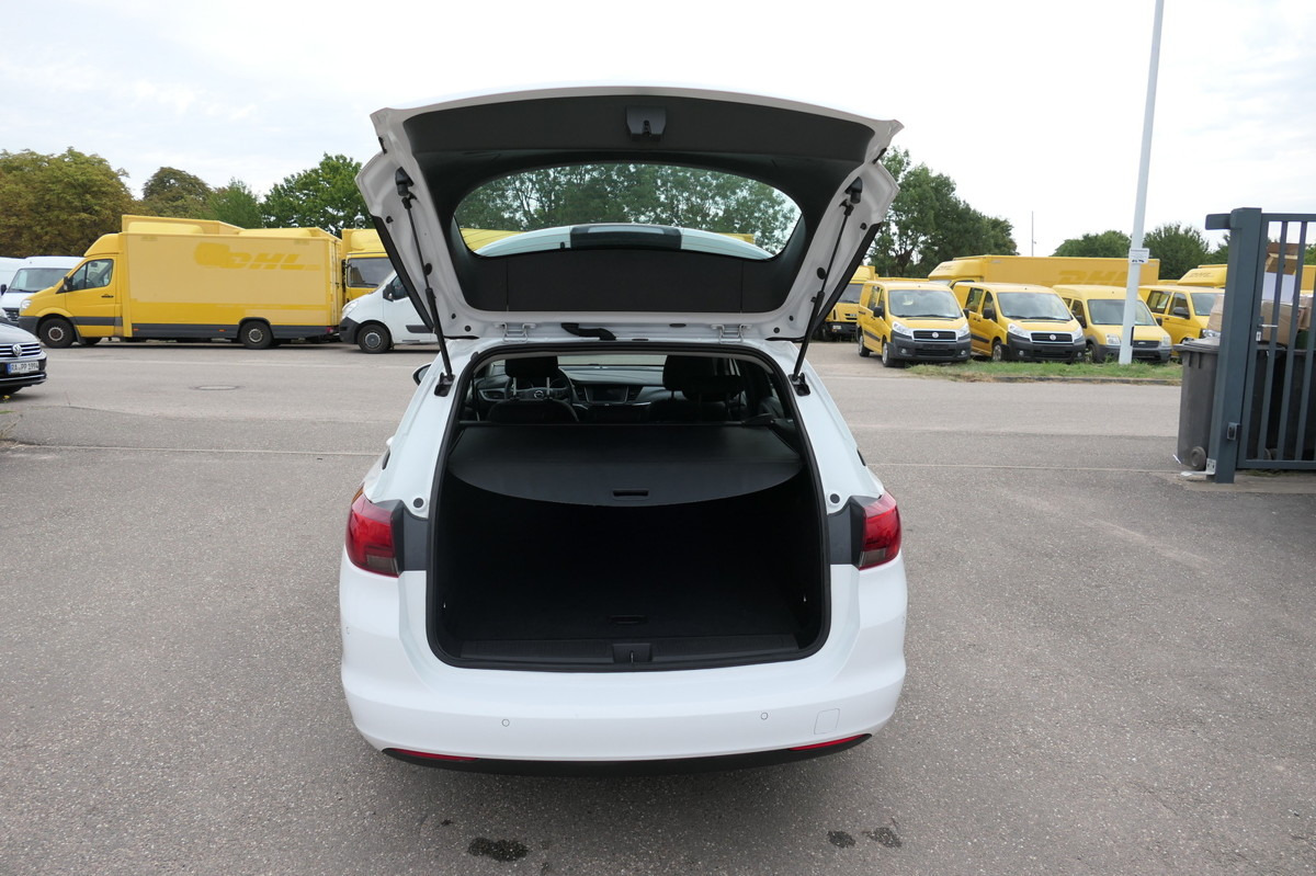 OPEL Astra Sports Tourer 1.5 CDTI KLIMA - Carrinha: foto 5 OPEL Astra Sports Tourer 1.5 CDTI KLIMA - Carrinha: foto 5