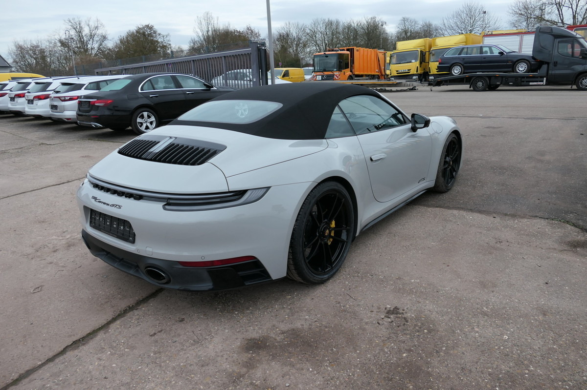 PORSCHE 992 911 Carrera GTS Cabriolet Keramik, PDCC, Bur - Cabrio: foto 5 PORSCHE 992 911 Carrera GTS Cabriolet Keramik, PDCC, Bur - Cabrio: foto 5