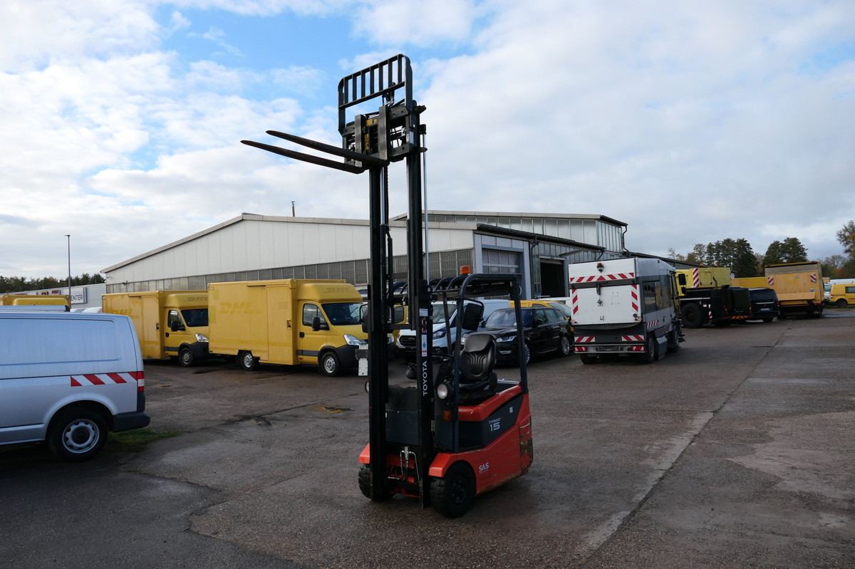 TOYOTA 7FBEST 15 Elektro Batterie 24/2018 3-Rad - Empilhadeira elétrica: foto 1 TOYOTA 7FBEST 15 Elektro Batterie 24/2018 3-Rad - Empilhadeira elétrica: foto 1