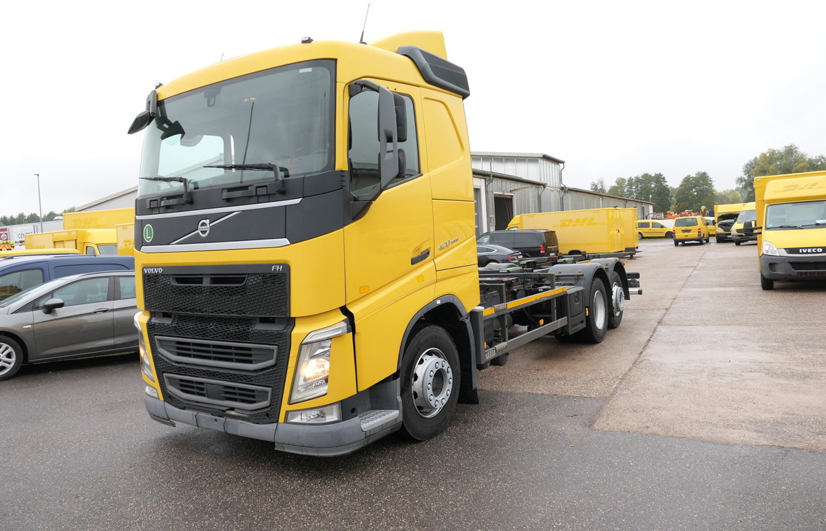 VOLVO FH 26.420 6x2 BDF - Camião transportador de contêineres/ Caixa móvel: foto 1 VOLVO FH 26.420 6x2 BDF - Camião transportador de contêineres/ Caixa móvel: foto 1