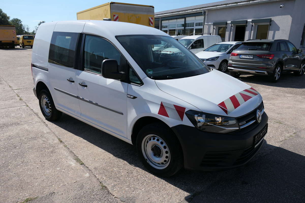 VW Caddy 2.0 TDI 4Motion 2-Sitzer Klima Tempomat W - Furgão compacto: foto 3 VW Caddy 2.0 TDI 4Motion 2-Sitzer Klima Tempomat W - Furgão compacto: foto 3