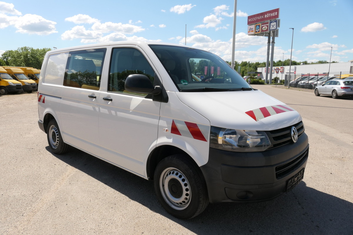 VW T5 2.0 TDI 4Motion 3-Sitzer KLIMA AHK Werkstatte - Furgão: foto 2 VW T5 2.0 TDI 4Motion 3-Sitzer KLIMA AHK Werkstatte - Furgão: foto 2