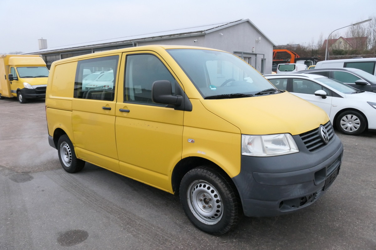 VW T5 Transporter 1.9 TDI PARKTRONIK 2xSCHIEBETÜR - Furgão compacto: foto 3 VW T5 Transporter 1.9 TDI PARKTRONIK 2xSCHIEBETÜR - Furgão compacto: foto 3