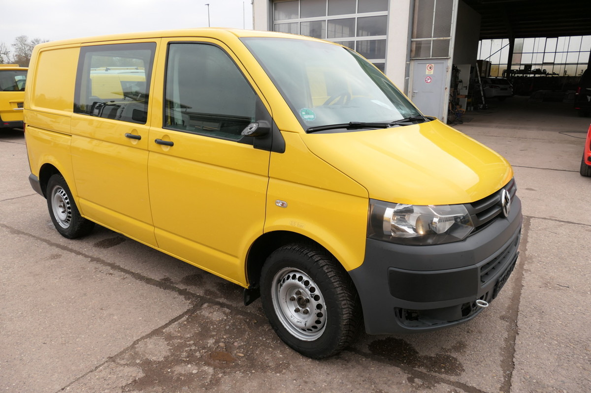 VW T5 Transporter 2.0 TDI EURO-5 CoC PARKTRONIK - Furgão compacto: foto 2 VW T5 Transporter 2.0 TDI EURO-5 CoC PARKTRONIK - Furgão compacto: foto 2