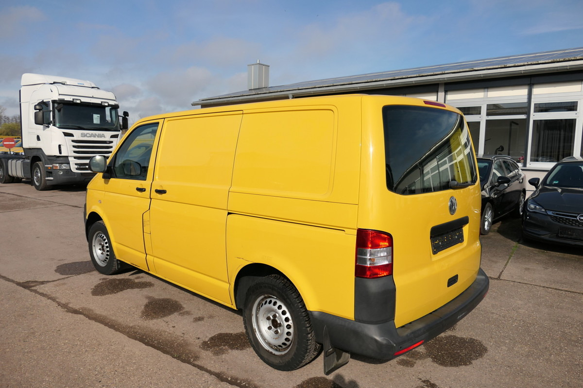 VW T5 Transporter 2.0 TDI EURO-5 CoC PARKTRONIK - Furgão compacto: foto 4 VW T5 Transporter 2.0 TDI EURO-5 CoC PARKTRONIK - Furgão compacto: foto 4