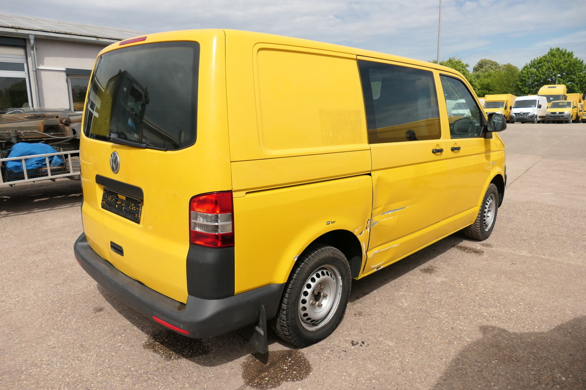 VW T5 Transporter 2.0 TDI EURO-5 CoC PARKTRONIK - Furgão compacto: foto 4 VW T5 Transporter 2.0 TDI EURO-5 CoC PARKTRONIK - Furgão compacto: foto 4