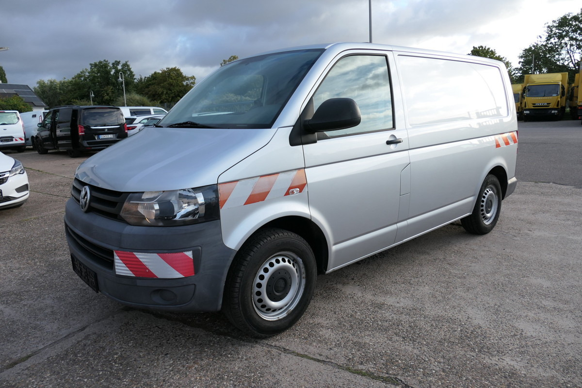 VW T5 Transporter 2.0 TDI KLIMA AHK Werkstatteinbau - Furgão compacto: foto 2 VW T5 Transporter 2.0 TDI KLIMA AHK Werkstatteinbau - Furgão compacto: foto 2