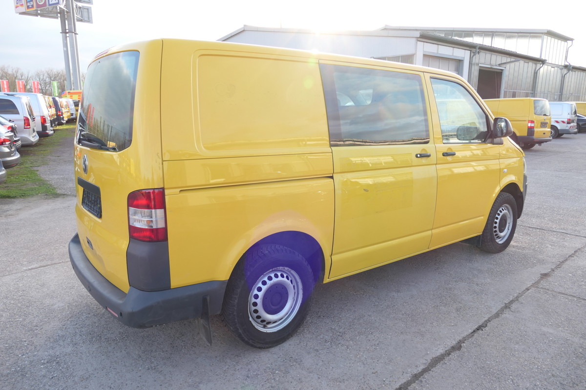 VW T5 Transporter 2.0 TDI PARKTRONIK EURO-5 2xSCHIE - Furgão compacto: foto 5 VW T5 Transporter 2.0 TDI PARKTRONIK EURO-5 2xSCHIE - Furgão compacto: foto 5