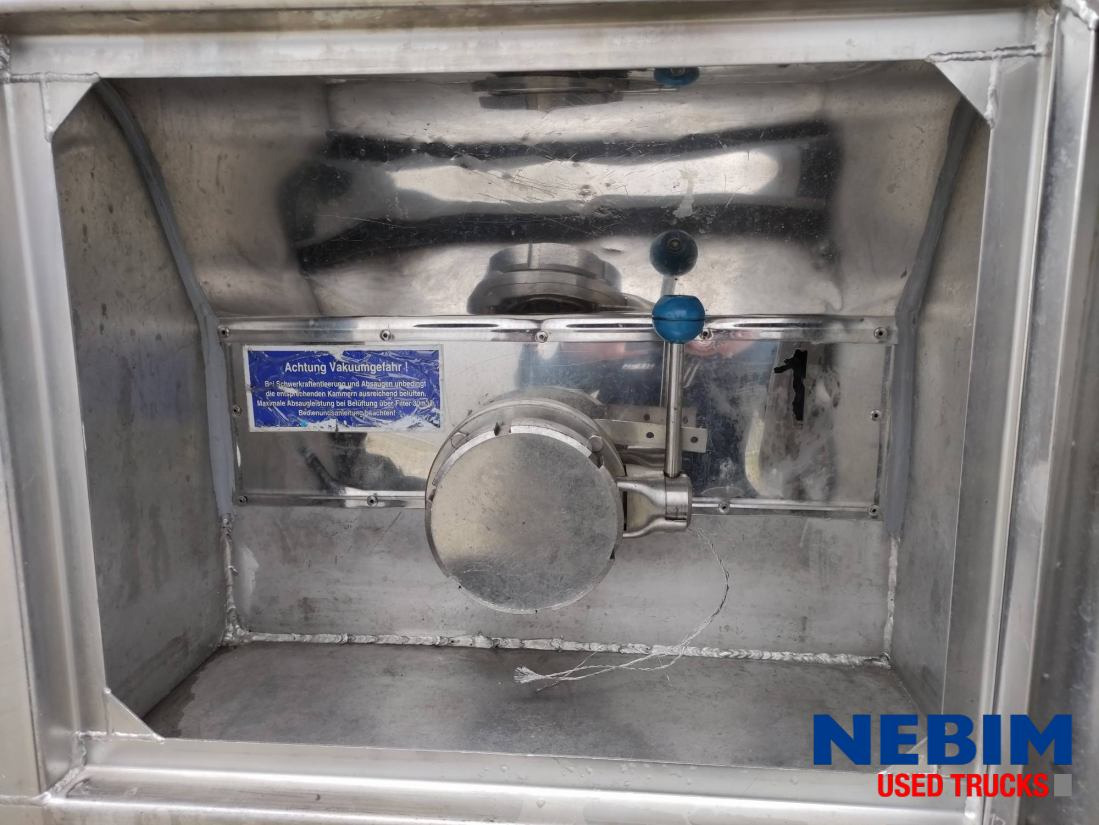 Feldbinder TSA 33.3-3 Unibloc pump electr - 3 comp. 8.000 / 2 2.500 / 3.000 Ltr. - Semirreboque tanque: foto 5 Feldbinder TSA 33.3-3 Unibloc pump electr - 3 comp. 8.000 / 2 2.500 / 3.000 Ltr. - Semirreboque tanque: foto 5