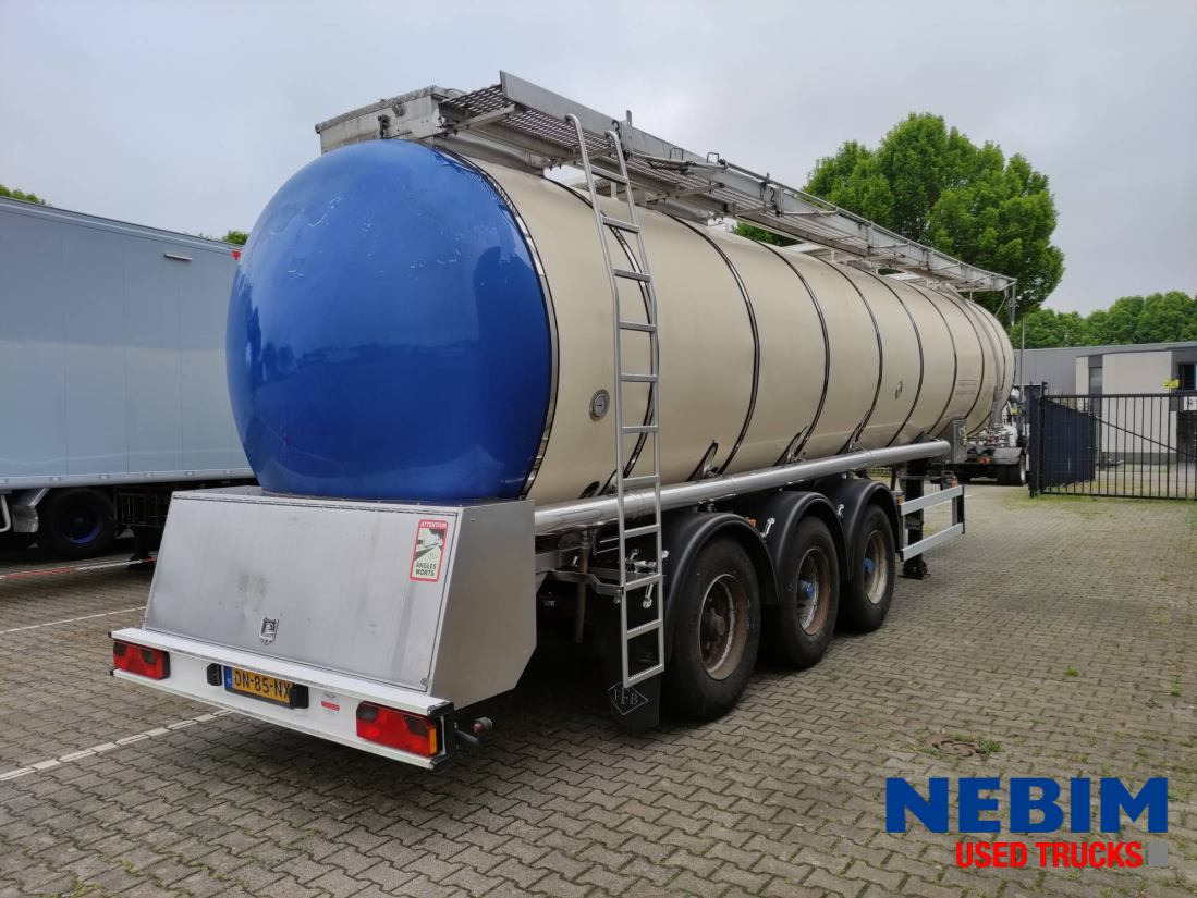 Feldbinder TSA 33.3-3 Unibloc pump electr - 3 comp. 8.000 / 2 2.500 / 3.000 Ltr. - Semirreboque tanque: foto 2 Feldbinder TSA 33.3-3 Unibloc pump electr - 3 comp. 8.000 / 2 2.500 / 3.000 Ltr. - Semirreboque tanque: foto 2