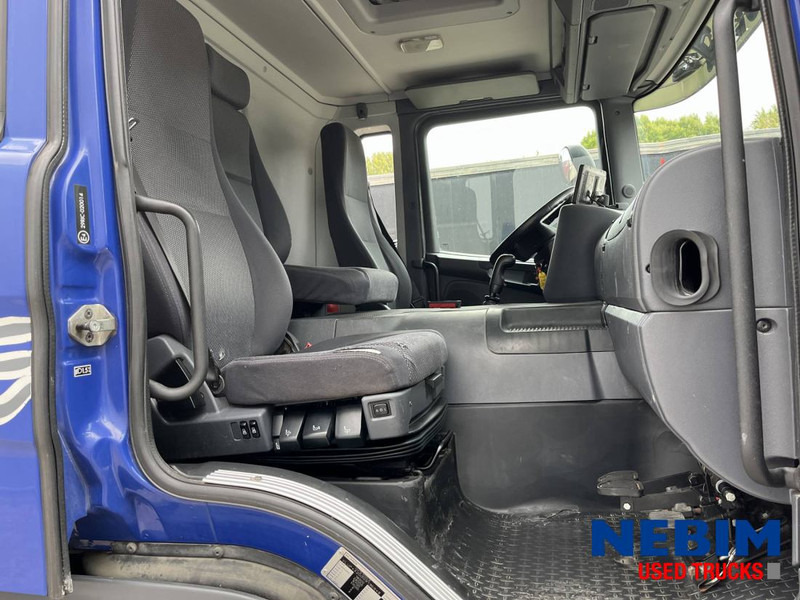 Scania P270 - 343.938km - 3 front seats - Camião furgão: foto 4 Scania P270 - 343.938km - 3 front seats - Camião furgão: foto 4