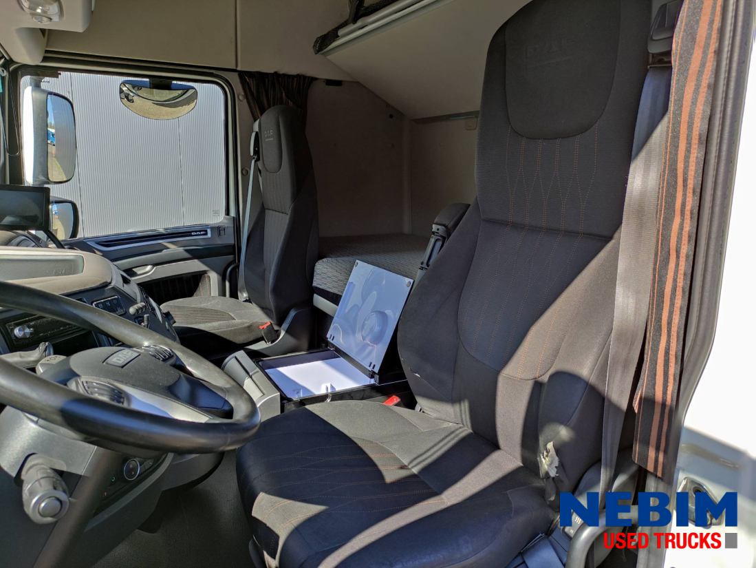 DAF XF 450 6x2 FTG - 493.069Km - ADR/VLG-AT - Tractor: foto 3 DAF XF 450 6x2 FTG - 493.069Km - ADR/VLG-AT - Tractor: foto 3