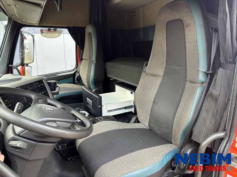 Volvo FM410 4x2 - Dynamic Steering - CLEAN CONDITION - Tractor: foto 3 Volvo FM410 4x2 - Dynamic Steering - CLEAN CONDITION - Tractor: foto 3