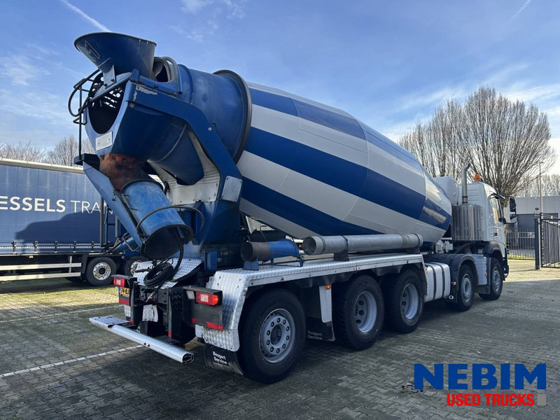 Volvo FMX420 10x4 - STETTER 15M3 MIXER - Camião betoneira: foto 2 Volvo FMX420 10x4 - STETTER 15M3 MIXER - Camião betoneira: foto 2
