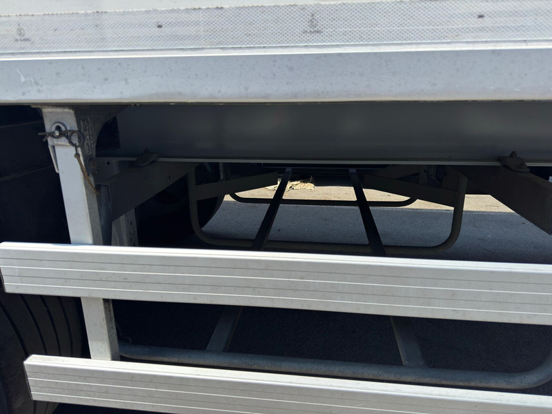 Chereau - Semi-reboque frigorífico: foto 4 Chereau - Semi-reboque frigorífico: foto 4