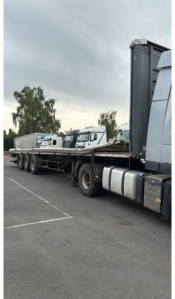 Fruehauf - Semi-reboque plataforma/ Caixa aberta: foto 2 Fruehauf - Semi-reboque plataforma/ Caixa aberta: foto 2