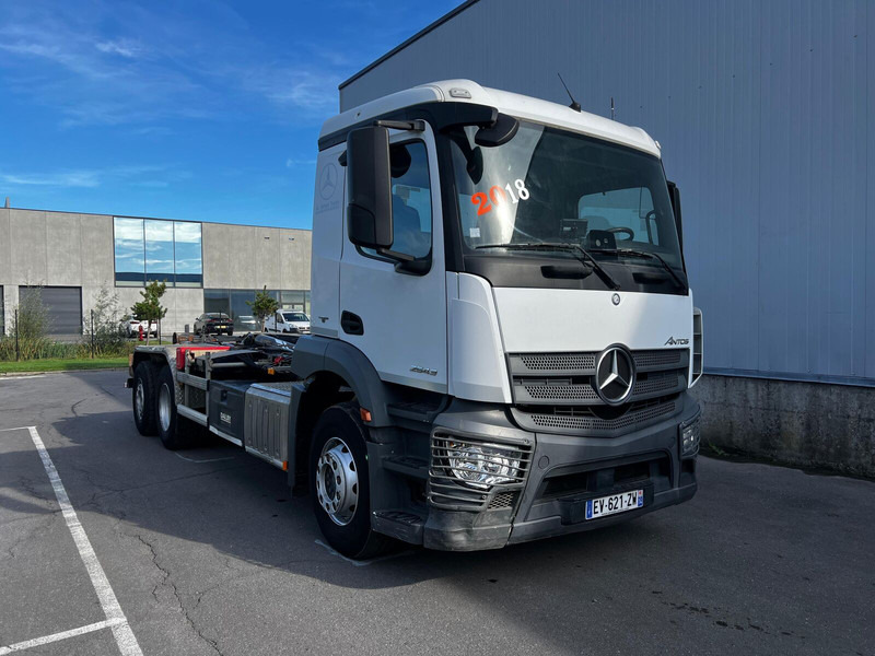 Mercedes-Benz Actros 2543 - Camião polibenne: foto 5 Mercedes-Benz Actros 2543 - Camião polibenne: foto 5