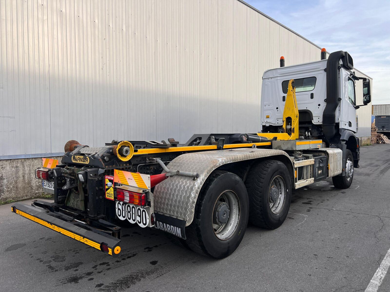 Mercedes-Benz Arocs 2645 - Camião polibenne: foto 5 Mercedes-Benz Arocs 2645 - Camião polibenne: foto 5