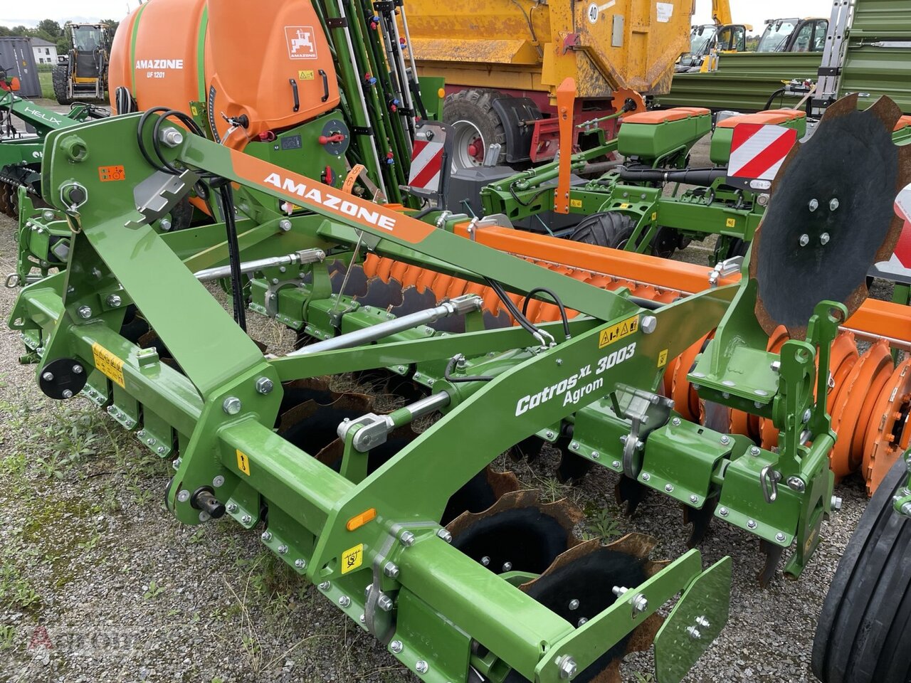Amazone CatrosXL 3003 - Grades de discos: foto 2 Amazone CatrosXL 3003 - Grades de discos: foto 2