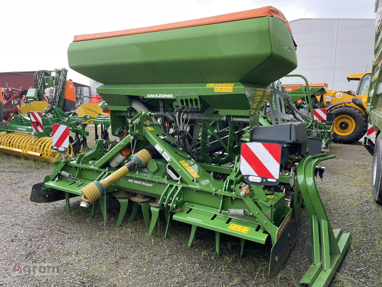Amazone Centaya 3000 Super + KG 3001 Super - Semeadora combinada: foto 2 Amazone Centaya 3000 Super + KG 3001 Super - Semeadora combinada: foto 2