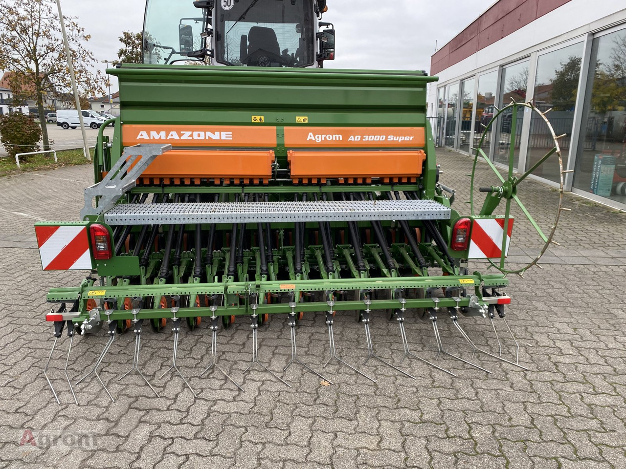 Amazone KE 3002-190 / AD 3000 Super - Semeadora combinada: foto 1 Amazone KE 3002-190 / AD 3000 Super - Semeadora combinada: foto 1