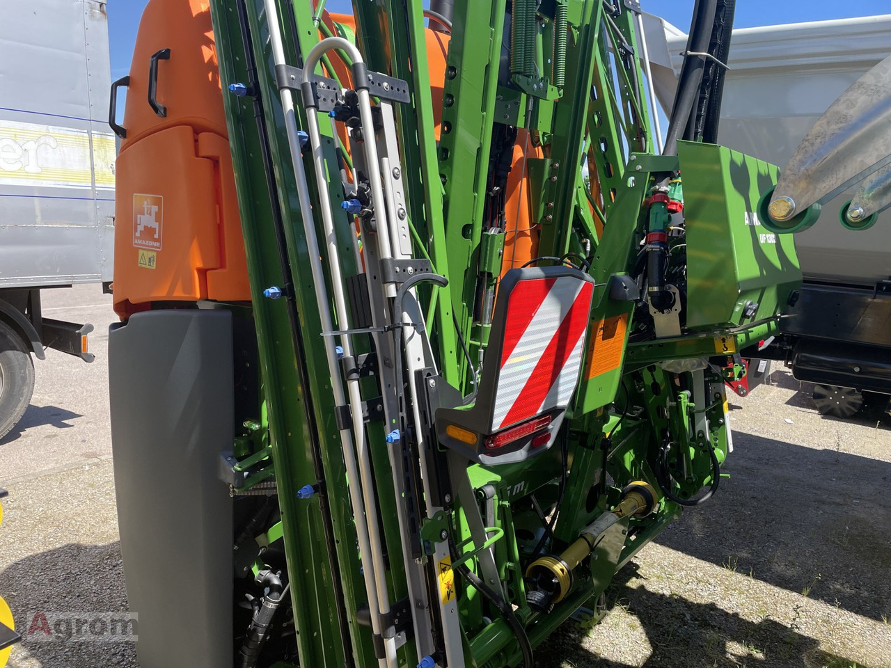 Amazone UF 1302 - Pulverizador montado: foto 5 Amazone UF 1302 - Pulverizador montado: foto 5