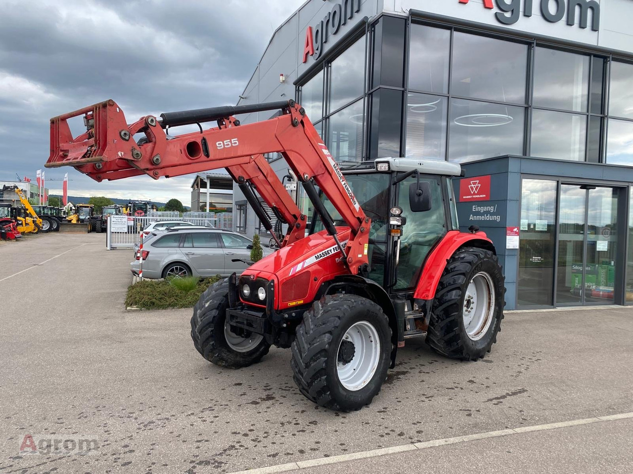 Massey Ferguson 5445 Dyna4 - Trator: foto 1 Massey Ferguson 5445 Dyna4 - Trator: foto 1