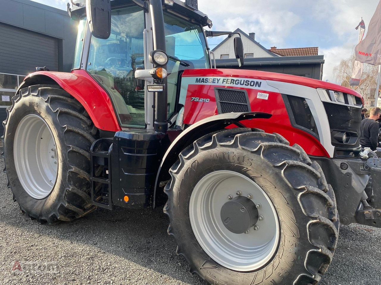 Massey Ferguson 7S.210 Dyna-VT EXCLUSIVE - Trator: foto 2 Massey Ferguson 7S.210 Dyna-VT EXCLUSIVE - Trator: foto 2