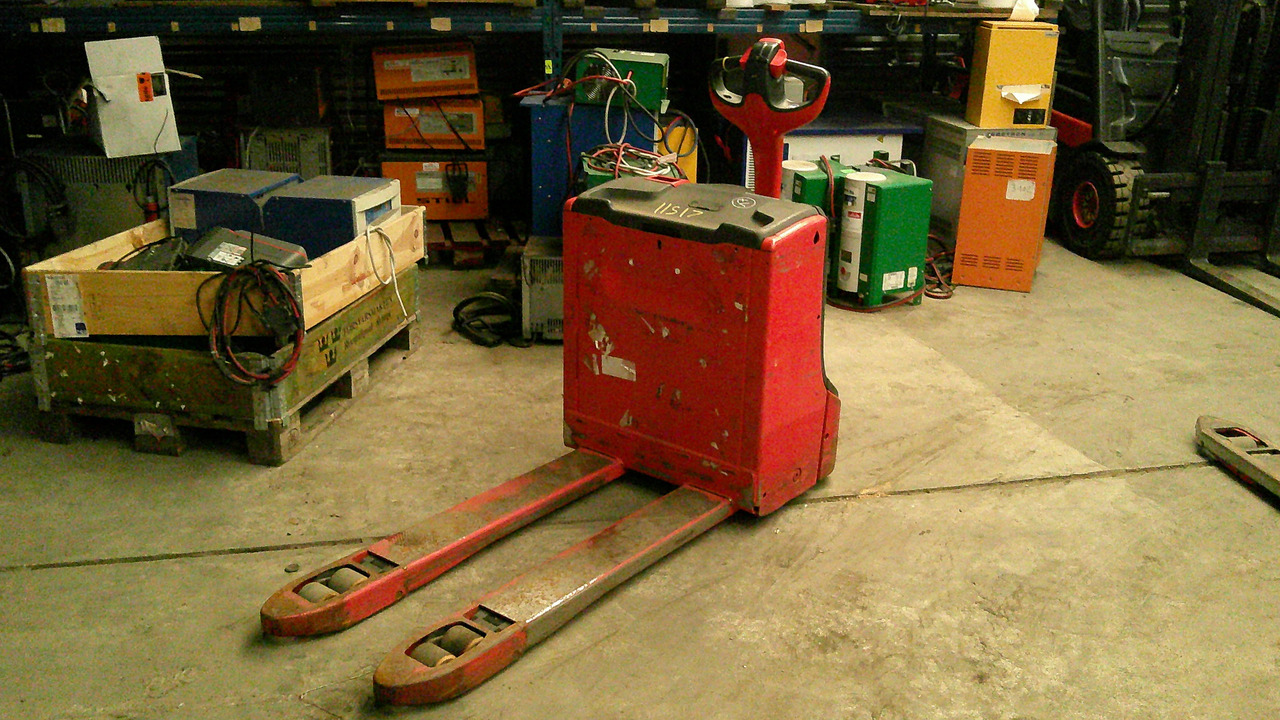 LINDE T16 - Porta-palete: foto 1 LINDE T16 - Porta-palete: foto 1