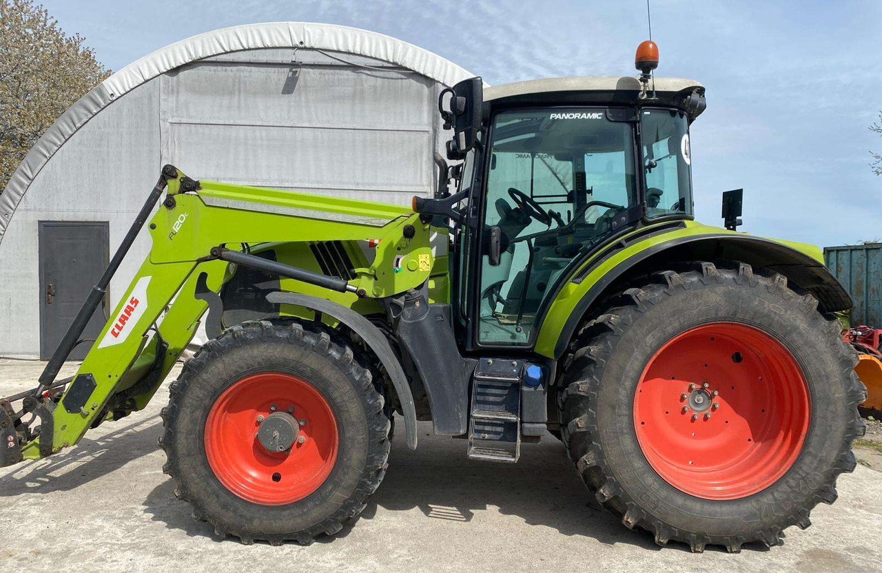 Claas Arion 440 su Claaas front.kr. - Trator: foto 4 Claas Arion 440 su Claaas front.kr. - Trator: foto 4