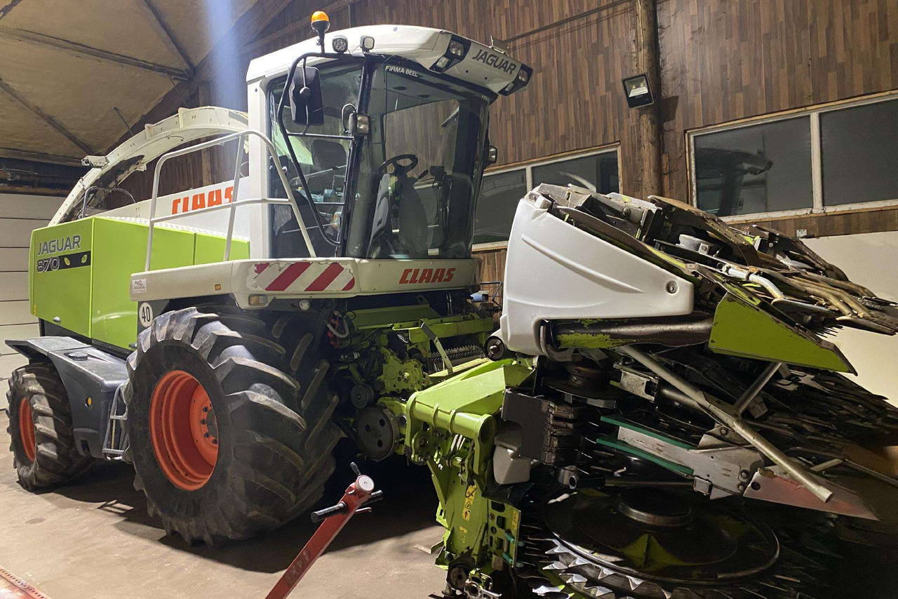 Claas Jaguar 870 SpeedStar - Picadora de forragem automotriz: foto 3 Claas Jaguar 870 SpeedStar - Picadora de forragem automotriz: foto 3