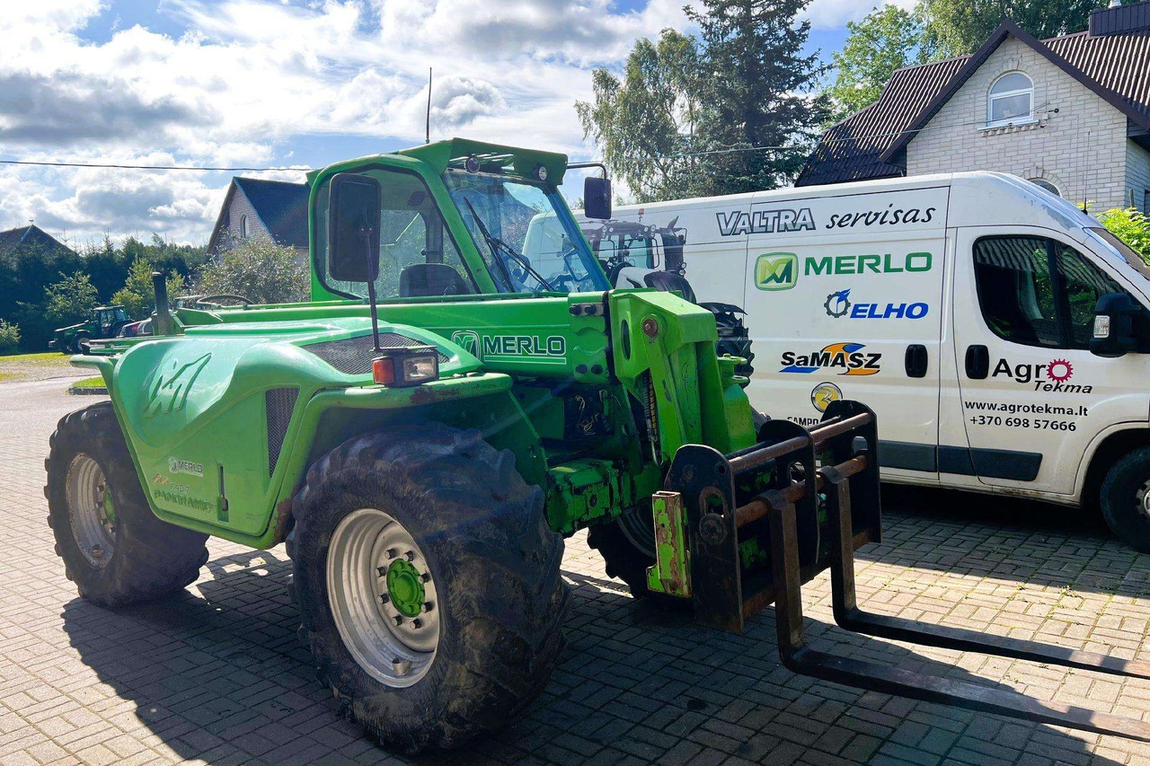 Merlo P40.7 CS - Empilhador telescópico: foto 1 Merlo P40.7 CS - Empilhador telescópico: foto 1
