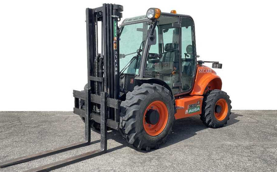Ausa C 250 H X4 - Empilhador todo-o-terreno: foto 1 Ausa C 250 H X4 - Empilhador todo-o-terreno: foto 1