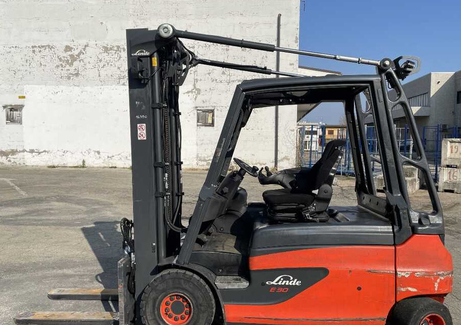Linde E 30 L (batt. 2020) - Empilhadeira elétrica: foto 1 Linde E 30 L (batt. 2020) - Empilhadeira elétrica: foto 1