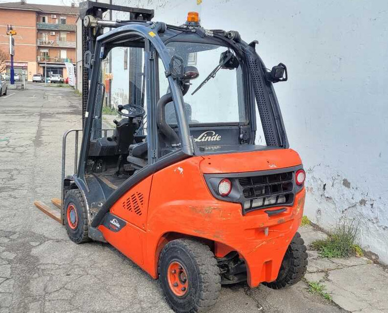 Linde H 20 D-02/600 MOT. RETTIFICATO - Empilhadeira a diesel: foto 4 Linde H 20 D-02/600 MOT. RETTIFICATO - Empilhadeira a diesel: foto 4
